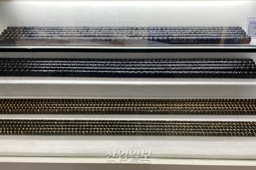 [심토스 2022] 신소재 '유리섬유보강근' Pultrusion 생산 방식의 특허 기술 적용