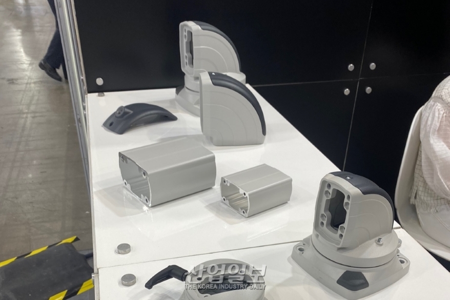 [심토스 2022] UL,CE 인증 마친 '서포트 암'…안정성 보완