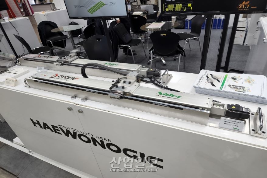 [심토스 2022] 핼리켈 기어·평기어…다양한 정밀 기어 선보여