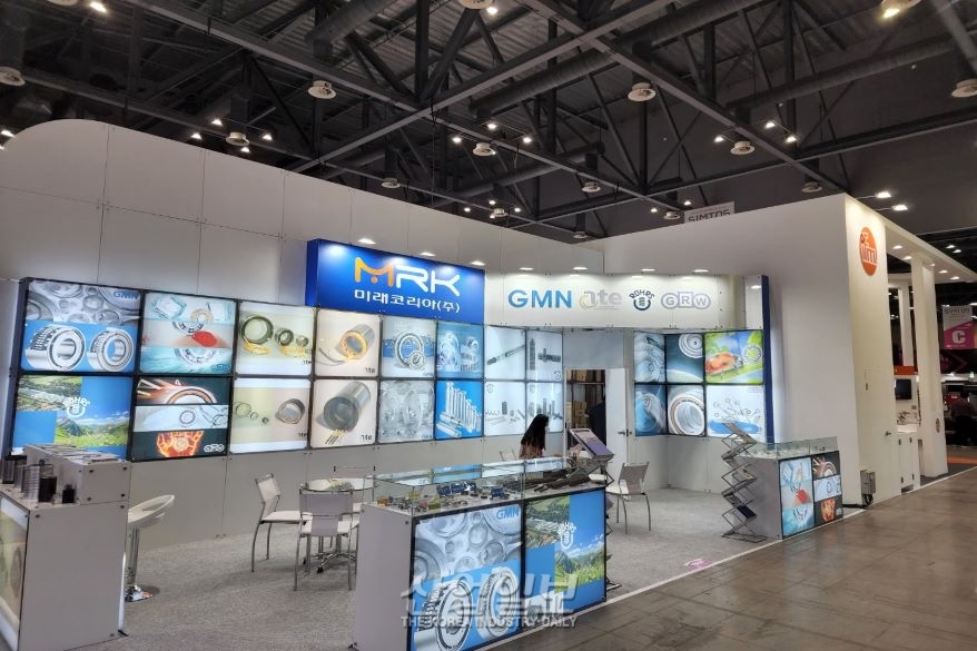 [심토스 2022] 헬리컬 디스크 스프링·스핀들 베어링 등…기계 부품 '집합'