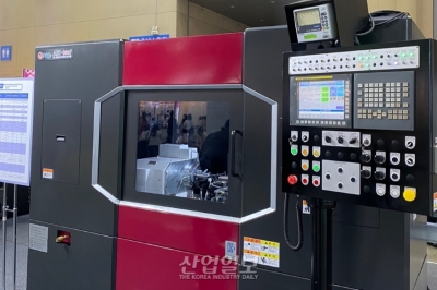 [심토스 2022] 설계부터 제작까지 가능한 '앵귤러 연삭기'