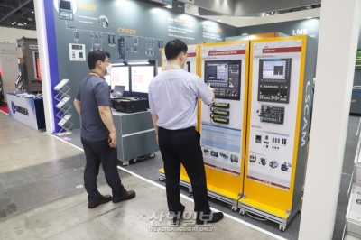 [심토스 2022] 다양한 장비에 쓰이는 CNC 제어기