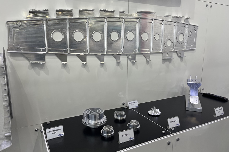 [심토스 2022] 정밀도 향상한 항공·자동차용 부품 가공기