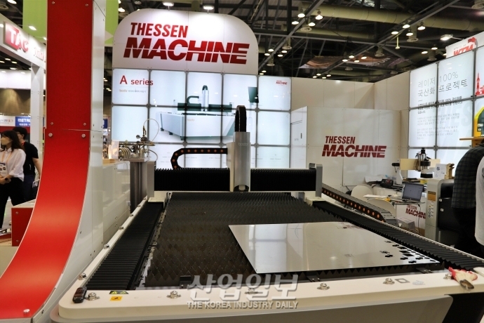 [심토스 2022] 합리적인 금속용 레이저 커팅기