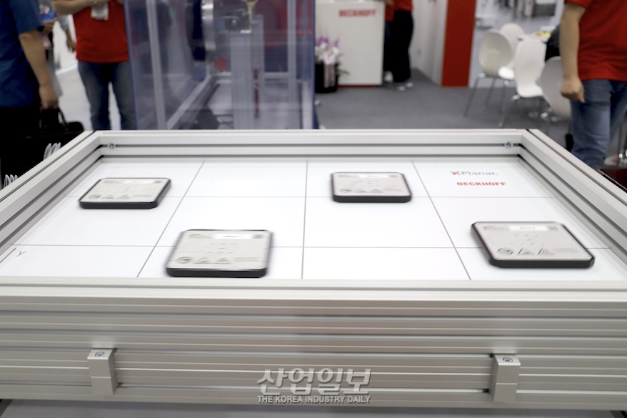 [심토스 2022] 자력 이용한 ‘이송기’…클린룸에서도 활용 가능