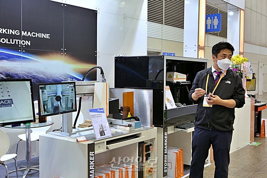 [심토스 2022]  '자동화 특화된' 산업용 레이저 설비