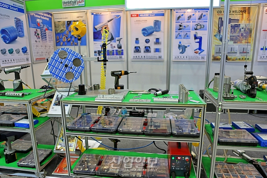 [심토스 2022] '금형 파손 없는' 부품 조립 솔루션