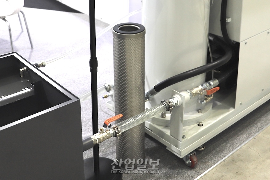 [심토스 2022] 유리섬유 필터 적용…오일 포집하는 유수분리기
