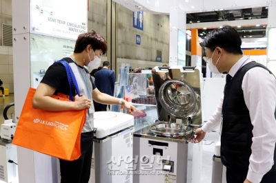 [국제연구·실험 및 첨단분석장비전] 기구·초자 멸균에 활용하는 고압증기 멸균기