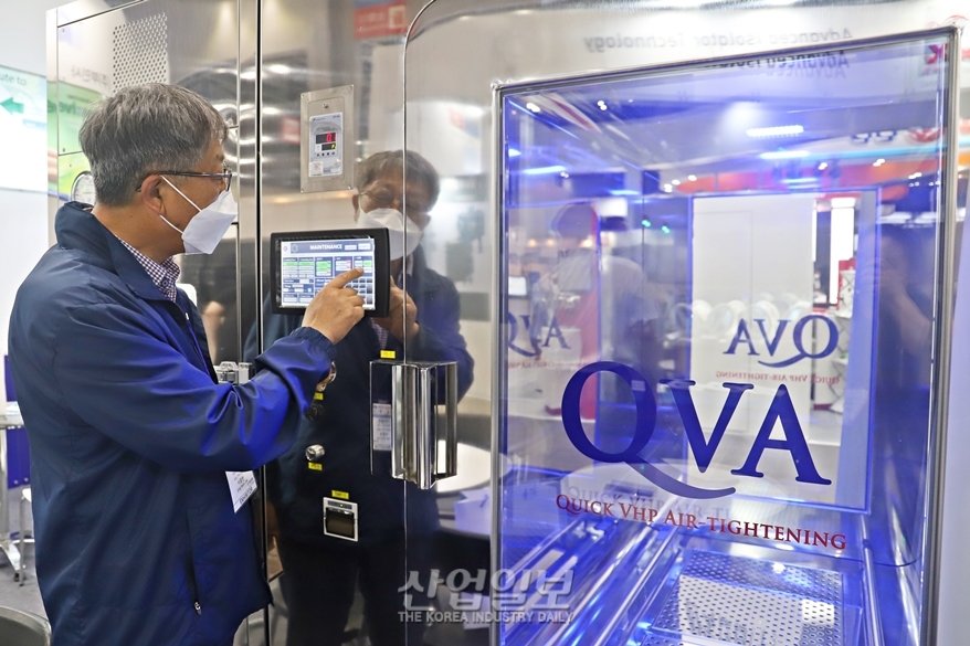 [국제제약바이오화장품기술전] 무균실 물품 반입, 멸균 박스로 안전하게