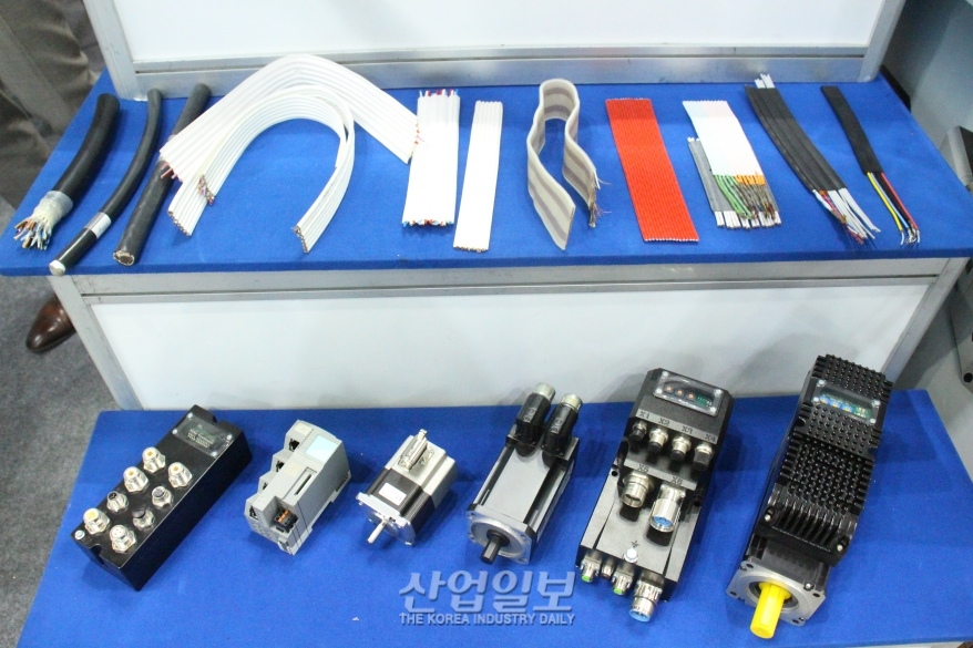 [코리아팩] 소형 커넥터…로봇시장 수요 확대에 힘입어 동반 성장 기대