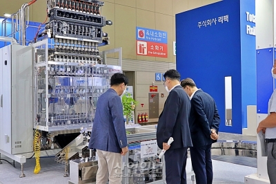 [코리아팩] '하나 더' 도와주는 스틱 자동포장기