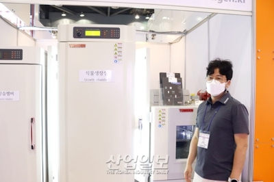 [국제 연구·실험 및 첨단분석장치전] 제품 균열 테스트에 활용하는 온·습도 챔버