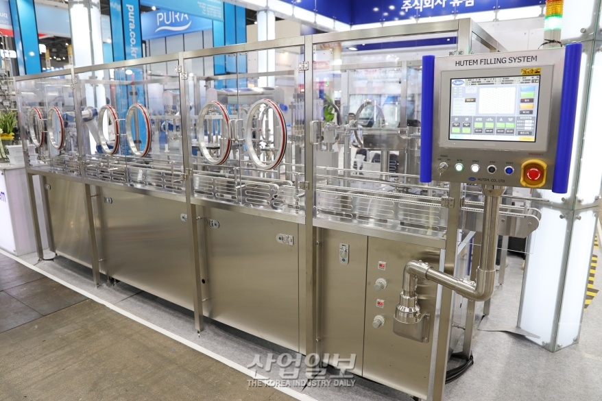 [국제제약·바이오·화장품기술전] 약액 충전 자동화…노즐 변경해 생산량↑