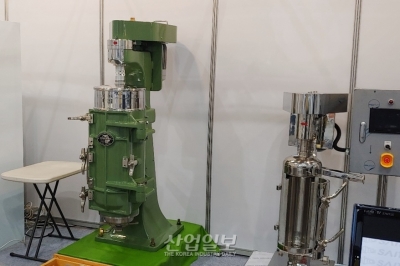 [국제 연구·실험 및 첨단분석장비전] 산업 &실험용 연속 원심분리기 전시