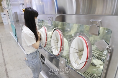 [국제제약·바이오·화장품기술전] 무균 환경 조성, 아이솔레이터에 맡겨