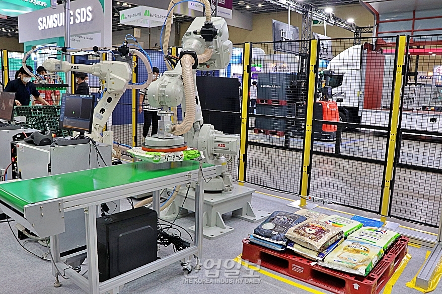 [국제물류산업대전] '빈 공간 측정'해 완충재 삽입까지 자동화