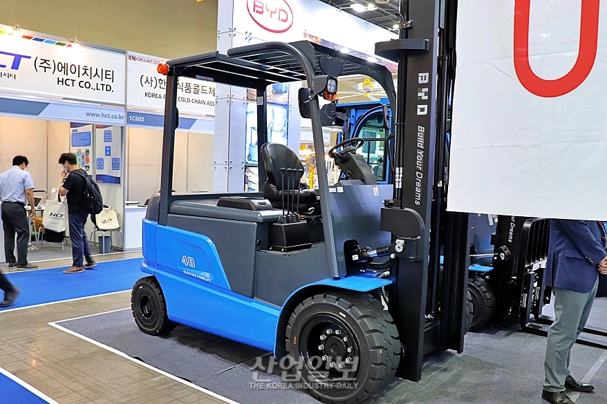 [국제물류산업대전] 리튬 인산철 지게차로 '안정성↑'