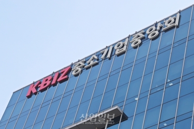 “최저임금마저 오르면 기업 생존 위험”…경영계, 인상 자제 호소