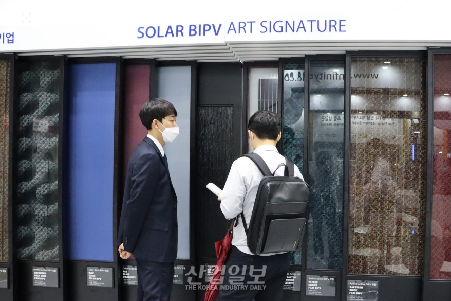 [세계태양에너지엑스포] 신재생에너지 보급사업…BIPV 시장 ‘들썩’
