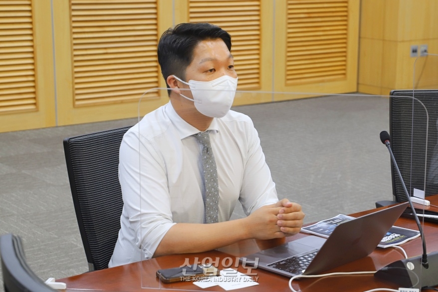 文정부 5년간 탈원전 논쟁만 가득…한국, 폐쇄한 원전 한 곳뿐