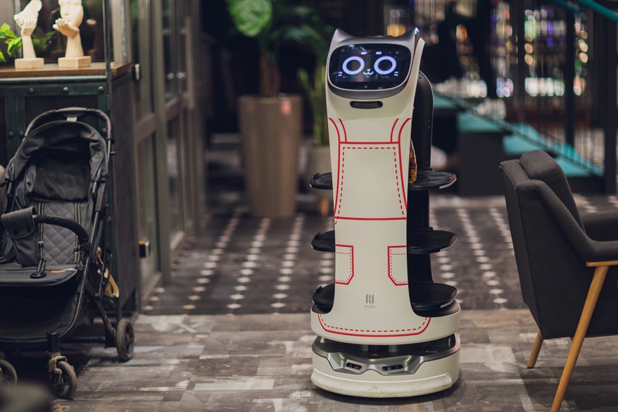 세종상업지구 내 서비스 로봇 투입…5G 특화망으로 ‘통합 관제’