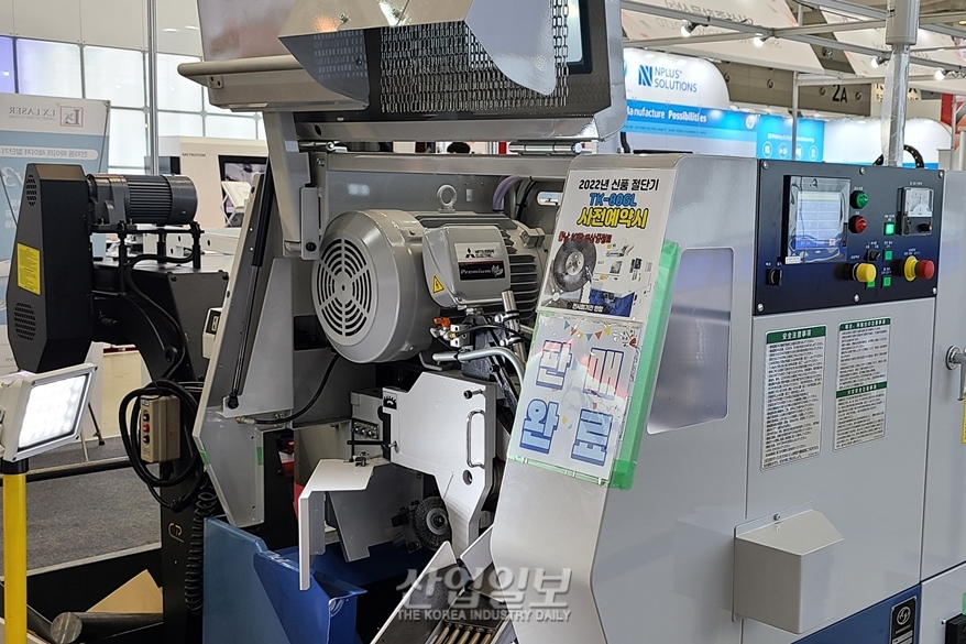 [한국국제기계박람회] 신성종합물산, 원형톱절단기·레이저절단기 출품