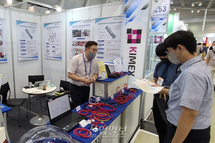[한국국제기계박람회] 사출 제조방식 탈피하고 맞춤형 씰(Seal) 공급