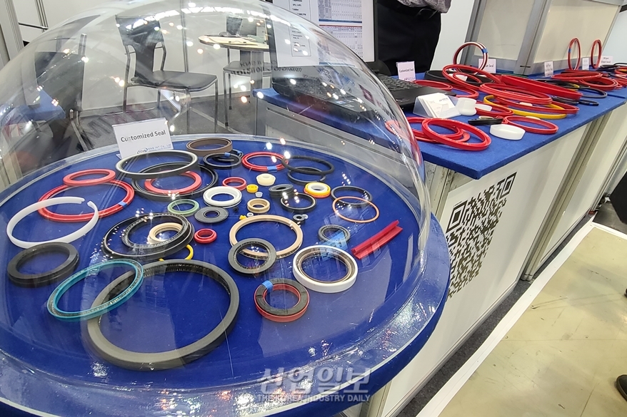 [한국국제기계박람회] 사출 제조방식 탈피하고 맞춤형 씰(Seal) 공급
