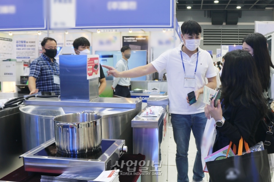[식품·기기전] 기업·단체의 조리환경 고려한 제품 만든다