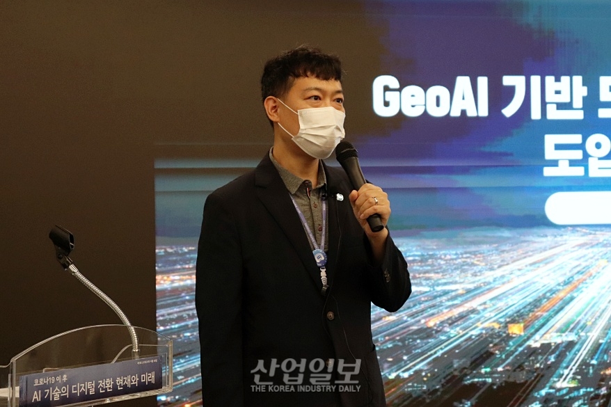 “AI 기술, 사람의 역할이 9할 이상”