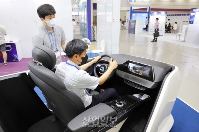 [디스플레이산업전] 연구개발 노력으로 디스플레이 기술 초격차 확보