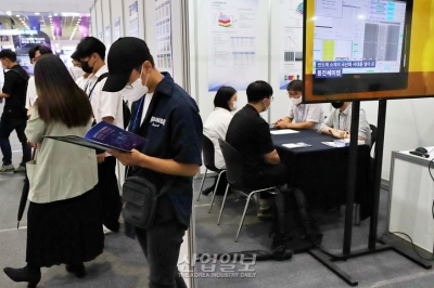 [디스플레이산업전] 세계1위 디스플레이 산업 이끌 우수 인력들 모여
