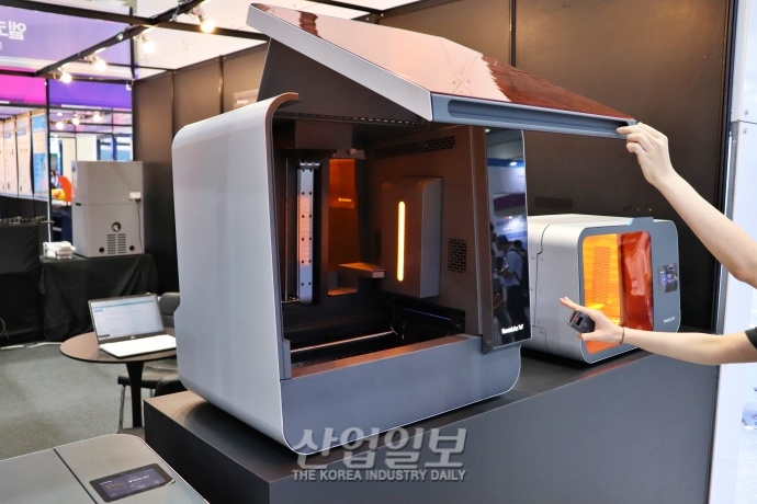 [무인이동체산업전] 다양한 소재 활용해 제품 출력하는 ‘3D프린터’