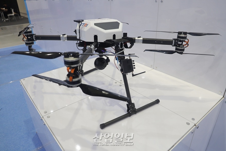 드론 서비스 시장 확대, 최신 기술에 달려
