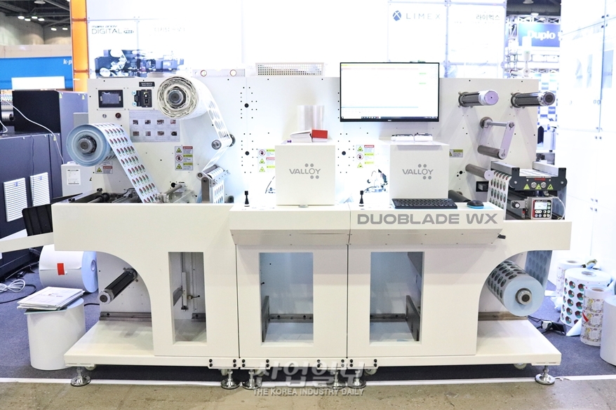 [포토뉴스] 디지털 프린터부터 커팅기까지 다양한 인쇄기기