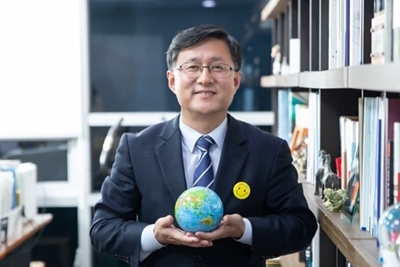 권력 간 ‘알박기, 블랙리스트’ 악순환 끊는다