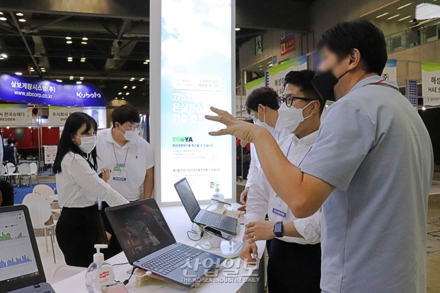 자원순환의 전 과정을 관리한다