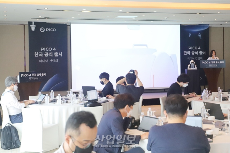 VR 헤드셋 ‘PICO 4’, 사용자 경험과 콘텐츠에 방점