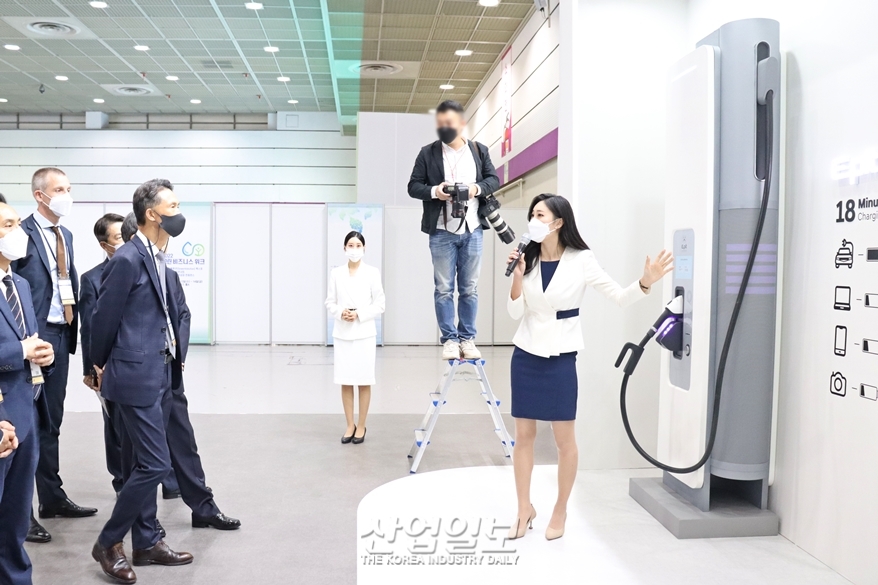 [포토뉴스] 전기차 충전기, 충전 속도 더 빨라진다