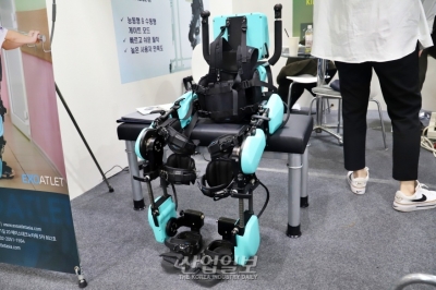 [로보월드] 거동 불편한 환자 돕는 ‘웨어러블형 보행 로봇’