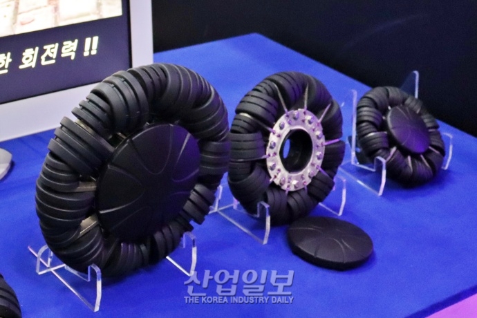 [로보월드] 로봇 이동의 자유화를 높이는 옴니휠