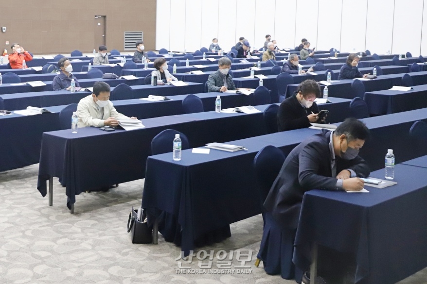 [한옥문화박람회] 건축 기술에 대한 열정 ‘활활’