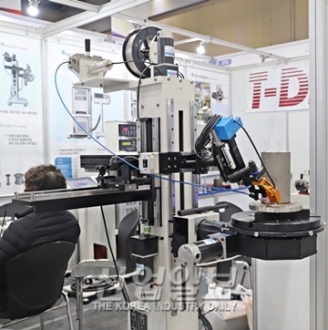 용접 작업을 더 쉽게, 자동 용접 장비