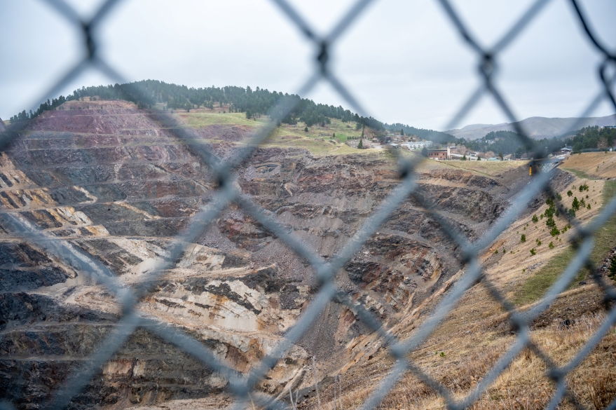 핵심광물 빼앗길라…발 벗고 나서는 세계