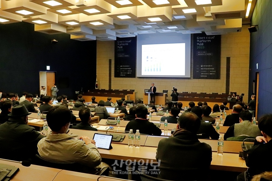 “범국가적 클라우드 생태계 조성 필요한 시점”