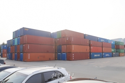 2021년 ‘50만 달러 이상 수출한 기업’ 중 47%, 올해 경영환경 ‘흐림’