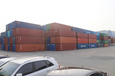 40일 만에…연간누계 무역적자, 사상 최대인 지난해 무역적자의 37% 넘어