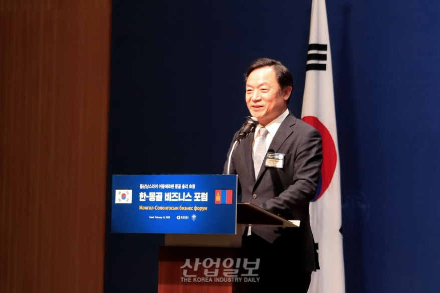 어용에르덴 몽골 총리 한국과 새로운 30년 열어나갈 것