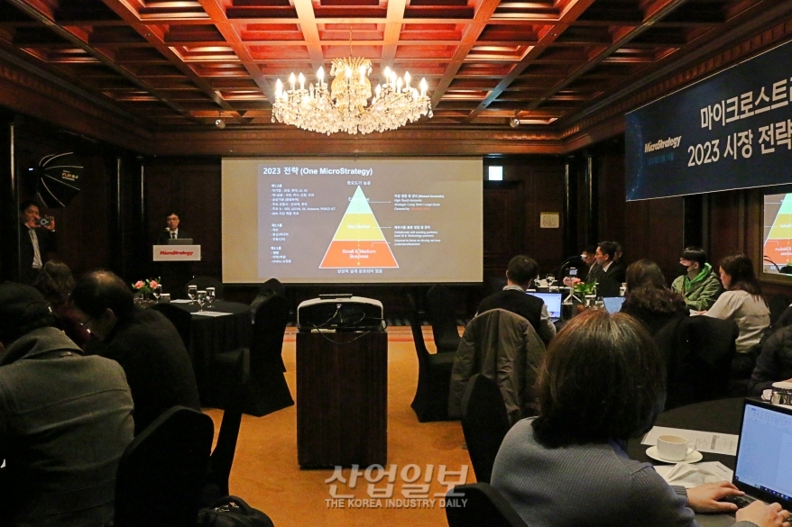 “클라우드 전환 움직임…클라우드 상에서 제공하는 BI 선호로 이어질 것”